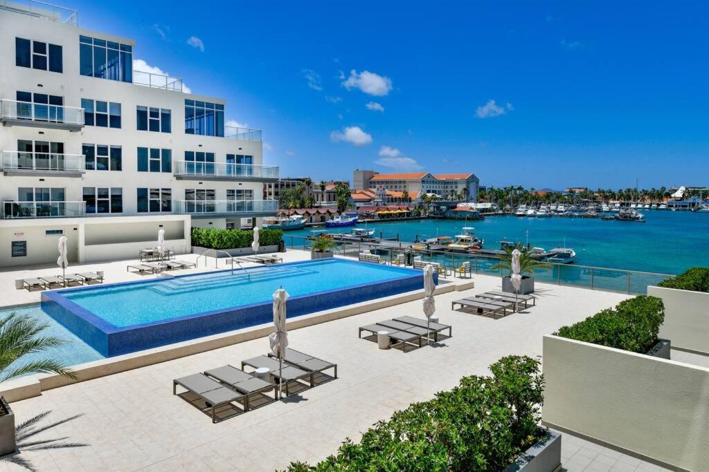Luxurious Ocean Front Condo With Sunset Views 2 Bed-2 Bath Oranjestad Exterior foto